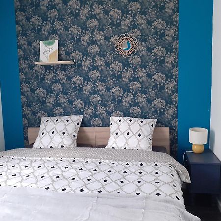 L'Artistique, 4 Lits, 2 Chambres, Stationnement Gratuit, Spacieux, Atypique أميا المظهر الخارجي الصورة
